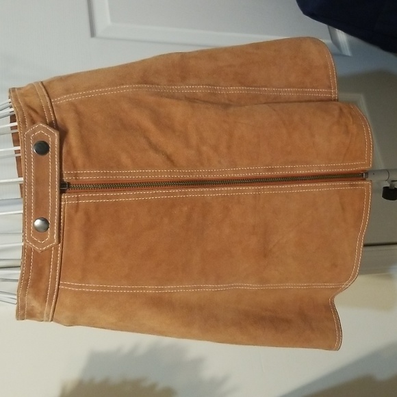 Topshop Dresses & Skirts - TOP OF THE LINE❣️TOPSHOP leather suede mini skirt. Size 4